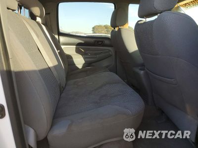 Zdjęcie 10 z 12 samochodu: 2006 TOYOTA TACOMA DOUBLE CAB PRERUNNER VIN:5TEJU62N16Z311515 - miniatura