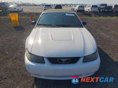 Piąte zdjęcie samochodu w środku: 2003 FORD MUSTANG VIN:1FAFP44403F362671 - miniatura