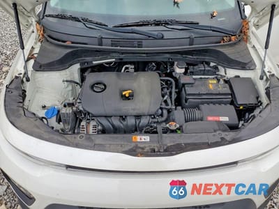 Zdjęcie 12 z 12 samochodu: 2021 KIA SOUL LX VIN:KNDJ23AUXM7755199 - miniatura