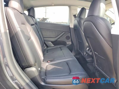 Zdjęcie 10 z 13 samochodu: 2025 TESLA MODEL Y VIN:7SAYGAEE1SF302445 - miniatura