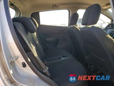 Zdjęcie 10 z 12 samochodu: 2019 CHEVROLET SPARK LS VIN:KL8CB6SA8KC747744 - miniatura
