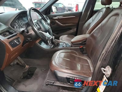 Zdjęcie 7 z 13 samochodu: 2018 BMW X1 XDRIVE28I VIN:WBXHT3C31J5F92200 - miniatura