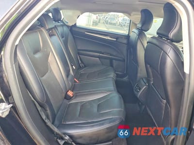 Zdjęcie 10 z 12 samochodu: 2019 FORD FUSION TITANIUM VIN:3FA6P0RU8KR117409 - miniatura