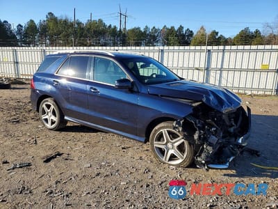 Czwarte zdjęcie samochodu z boku: 2017 MERCEDES-BENZ GLE 350 VIN:4JGDA5JB6HA854150 - miniatura