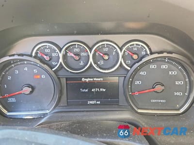 Zdjęcie 9 z 12 samochodu: 2023 CHEVROLET TAHOE C1500 VIN:1GNSCLED3PR194890 - miniatura