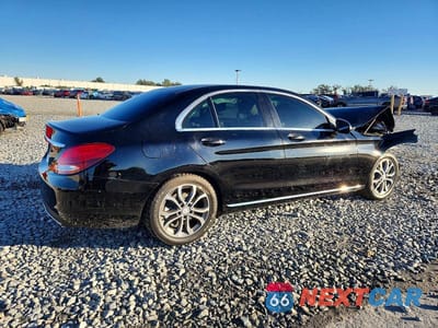 Trzecie zdjęcie samochodu z tyłu: 2016 MERCEDES-BENZ C 300 VIN:55SWF4JB7GU101823 - miniatura