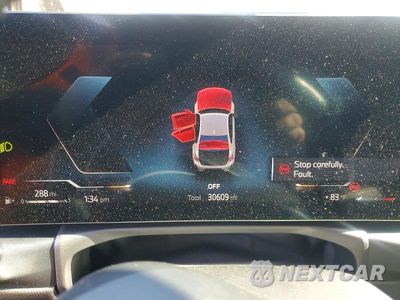Zdjęcie 9 z 11 samochodu: 2024 BMW Motorrad M340I VIN:3MW49FS06R8E73263 - miniatura
