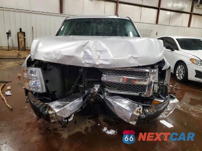 Piąte zdjęcie samochodu w środku: 2013 CHEVROLET SILVERADO K1500 LT VIN:1GCRKSE76DZ413786 - miniatura