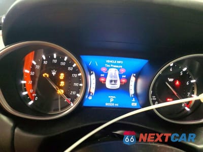 Zdjęcie 9 z 14 samochodu: 2019 MASERATI LEVANTE GTS VIN:ZN661ZUA9KX324149 - miniatura