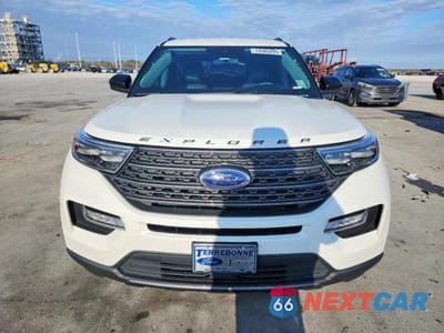 Piąte zdjęcie samochodu w środku: 2024 FORD EXPLORER XLT VIN:1FMSK7DH6RGA10267 - miniatura