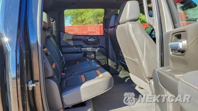 Zdjęcie 6 z 10 samochodu: 2021 GMC SIERRA K1500 AT4 VIN:1GTP9EEL6MZ286233 - miniatura
