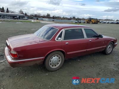 Trzecie zdjęcie samochodu z tyłu: 2000 JAGUAR VANDENPLAS VIN:SAJDA24C6YLF18742 - miniatura