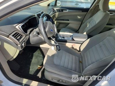 Zdjęcie 7 z 12 samochodu: 2017 FORD FUSION VIN:3FA6P0HD5HR366762 - miniatura