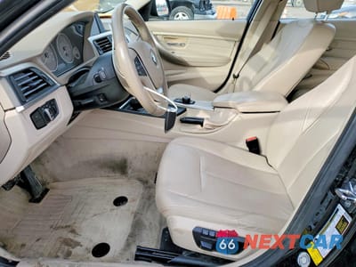 Zdjęcie 7 z 12 samochodu: 2012 BMW 328 I VIN:WBA3A5C59CF259051 - miniatura