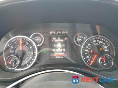 Zdjęcie 9 z 12 samochodu: 2021 RAM TRUCKS 1500 BIG HORN/LONE STAR VIN:1C6SRFMTXMN546181 - miniatura