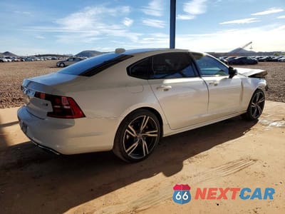 Trzecie zdjęcie samochodu z tyłu: 2020 VOLVO S90 T6 R-D VIN:LVYA22MTXLP175343 - miniatura