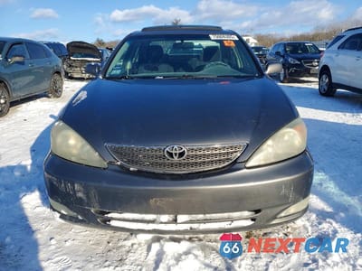 Piąte zdjęcie samochodu w środku: 2003 TOYOTA CAMRY VIN:4T1BF32K83U566990 - miniatura