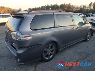 Trzecie zdjęcie samochodu z tyłu: 2011 TOYOTA SIENNA SPORT VIN:5TDXK3DC5BS105194 - miniatura