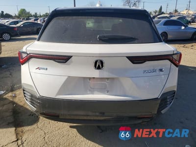Zdjęcie 6 z 13 samochodu: 2024 ACURA ZDX A-SPEC VIN:4W5KHMRK1RZ515808 - miniatura