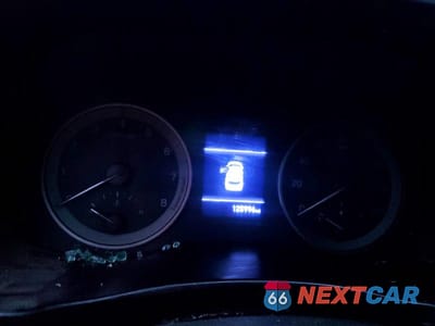 Zdjęcie 9 z 13 samochodu: 2019 HYUNDAI TUCSON LIMITED VIN:KM8J33ALXKU894585 - miniatura