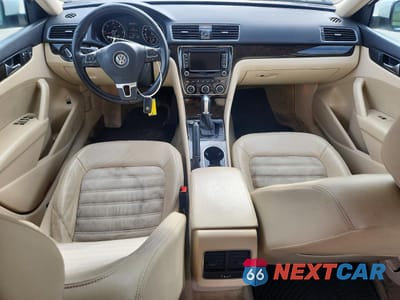 Zdjęcie 8 z 12 samochodu: 2015 VOLKSWAGEN PASSAT SEL VIN:1VWCV7A32FC003843 - miniatura