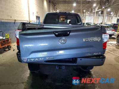 Zdjęcie 6 z 11 samochodu: 2018 NISSAN TITAN XD SL VIN:1N6BA1F43JN548081 - miniatura