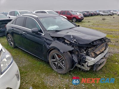 Czwarte zdjęcie samochodu z boku: 2022 MERCEDES-BENZ A 220 VIN:W1K3G4EB5NJ331903 - miniatura