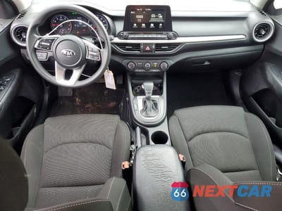 Zdjęcie 8 z 12 samochodu: 2021 KIA FORTE FE VIN:3KPF24ADXME289043 - miniatura
