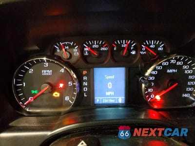 Zdjęcie 9 z 12 samochodu: 2017 CHEVROLET SILVERADO K1500 VIN:1GCNKNEC2HZ326289 - miniatura
