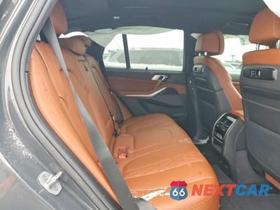 Zdjęcie 10 z 11 samochodu: 2025 BMW X5 M60I VIN:5UX33EU06S9W72816 - miniatura