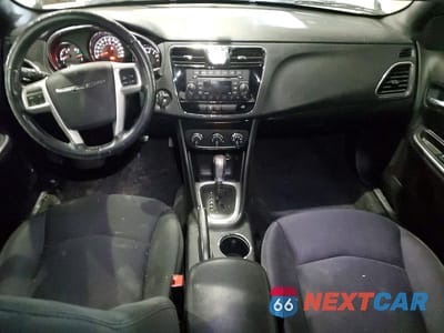 Zdjęcie 8 z 12 samochodu: 2012 CHRYSLER 200 TOURING VIN:1C3CCBBG4CN302901 - miniatura