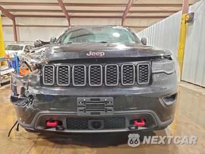 Piąte zdjęcie samochodu w środku: 2018 JEEP GRAND CHEROKEE TRAILHAWK VIN:1C4RJFLG7JC388439 - miniatura