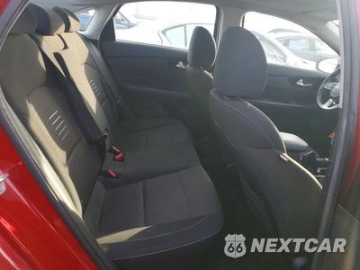 Zdjęcie 10 z 12 samochodu: 2019 KIA FORTE GT LINE VIN:3KPF34AD6KE048381 - miniatura