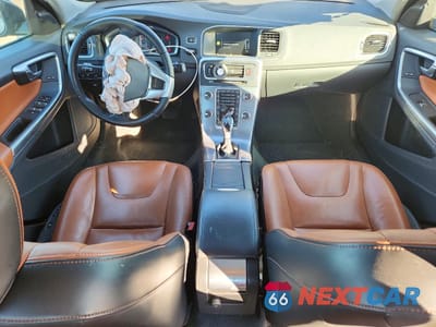 Zdjęcie 8 z 14 samochodu: 2017 VOLVO S60 PREMIER VIN:LYV402TK5HB128825 - miniatura