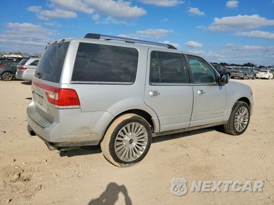 Trzecie zdjęcie samochodu z tyłu: 2017 LINCOLN NAVIGATOR RESERVE VIN:5LMJJ2KT5HEL00483 - miniatura