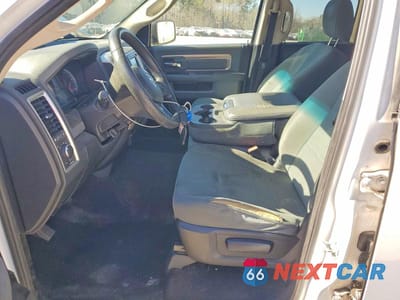 Zdjęcie 7 z 13 samochodu: 2016 RAM 1500 VIN:1C6RR6GG6GS232210 - miniatura
