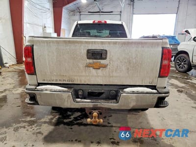 Zdjęcie 6 z 12 samochodu: 2017 CHEVROLET SILVERADO K2500 HEAVY DUTY LT VIN:1GC1KVEG8HF125984 - miniatura