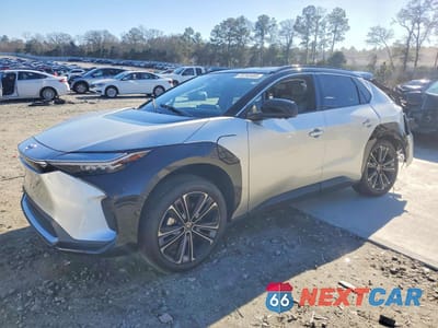 2024 TOYOTA BZ4X XLE JTMAAAAA1RA034423 - główne zdjęcie licytacji z USA - miniatura