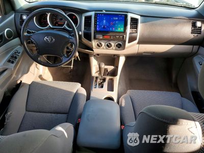Zdjęcie 8 z 12 samochodu: 2006 TOYOTA TACOMA DOUBLE CAB PRERUNNER LONG BED VIN:5TEKU72N56Z286970 - miniatura