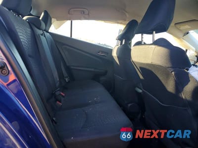 Zdjęcie 11 z 13 samochodu: 2018 TOYOTA PRIUS TWO VIN:JTDKBRFU4J3076175 - miniatura