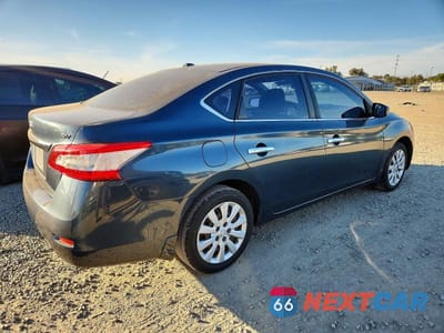 Trzecie zdjęcie samochodu z tyłu: 2015 NISSAN SENTRA S VIN:3N1AB7AP4FL659023 - miniatura