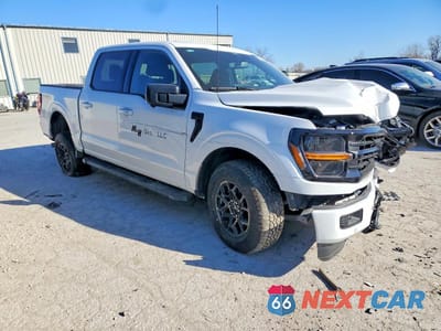 Czwarte zdjęcie samochodu z boku: 2024 FORD F150 XLT VIN:1FTEW3LP9RKF10248 - miniatura