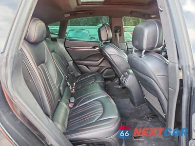 Zdjęcie 11 z 14 samochodu: 2017 MASERATI LEVANTE LUXURY VIN:ZN661XUL3HX245218 - miniatura