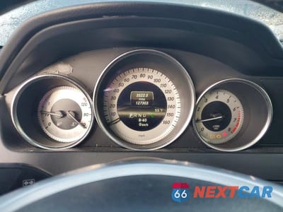 Zdjęcie 9 z 11 samochodu: 2013 MERCEDES-BENZ C 250 VIN:WDDGF4HB7DR257450 - miniatura