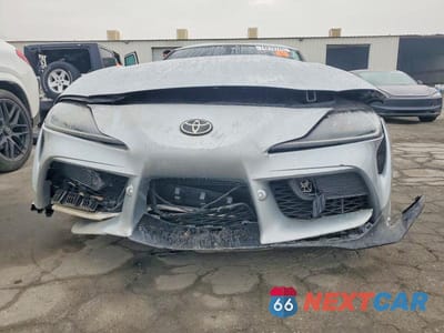 Piąte zdjęcie samochodu w środku: 2022 TOYOTA SUPRA BASE VIN:WZ1DB0C00NW053746 - miniatura