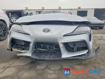 Piąte zdjęcie samochodu w środku: 2022 TOYOTA SUPRA BASE VIN:WZ1DB0C00NW053746 - miniatura