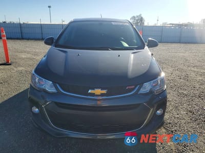 Piąte zdjęcie samochodu w środku: 2020 CHEVROLET SONIC LT VIN:1G1JD6SB4L4105155 - miniatura