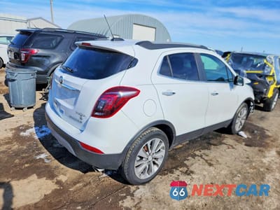 Trzecie zdjęcie samochodu z tyłu: 2020 BUICK ENCORE PREFERRED VIN:KL4CJASB8LB070802 - miniatura