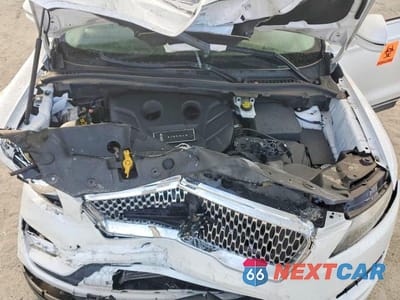 Zdjęcie 12 z 13 samochodu: 2019 LINCOLN MKC RESERVE VIN:5LMCJ3C9XKUL02034 - miniatura