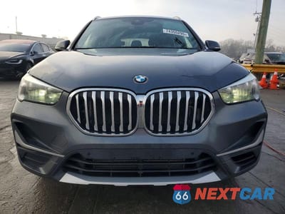 Piąte zdjęcie samochodu w środku: 2020 BMW X1 SDRIVE28I VIN:WBXJG7C00L5P23216 - miniatura